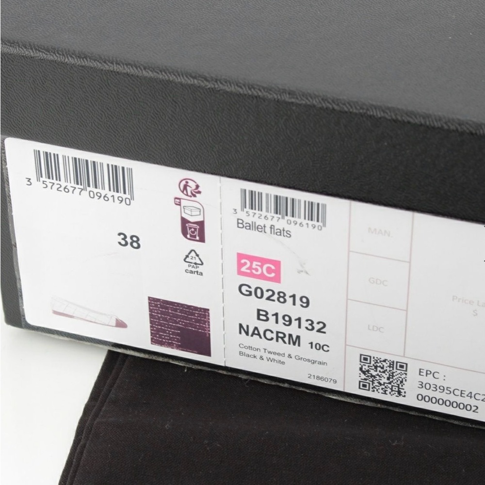 CHANEL New 2025 Interlocking CC Logo Ballet Flats / Size EU 38 / Tweed - Picture 14 of 15